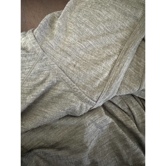 *Flaw Icebreaker Cool Lite Merino Wool Sphere Long Sleeve Hoodie Women's Large - Picture 10 of 13